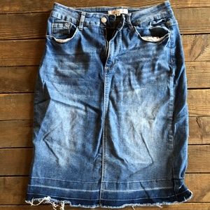 MIDI length denim skirt